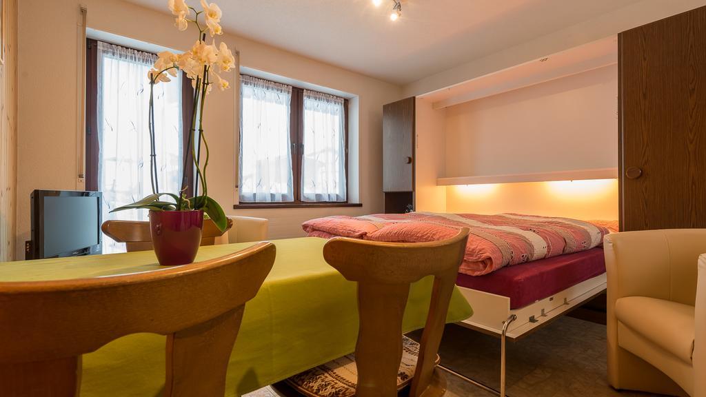 Apartments Orphelja Saas-Grund Eksteriør bilde